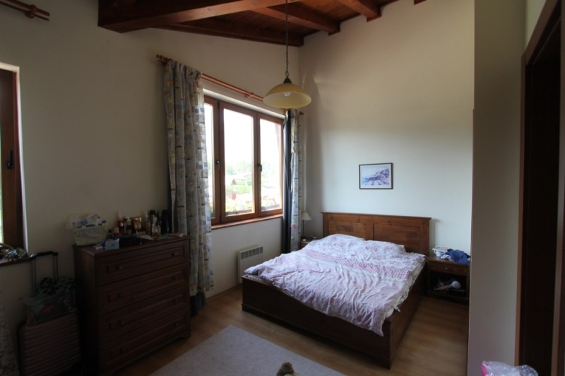 Продава  3-стаен област Благоевград , гр. Разлог , 107 кв.м | 55593630 - изображение [15]