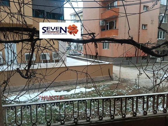 Продава 3-СТАЕН, гр. Перник, Център, снимка 2 - Апартаменти - 53085996