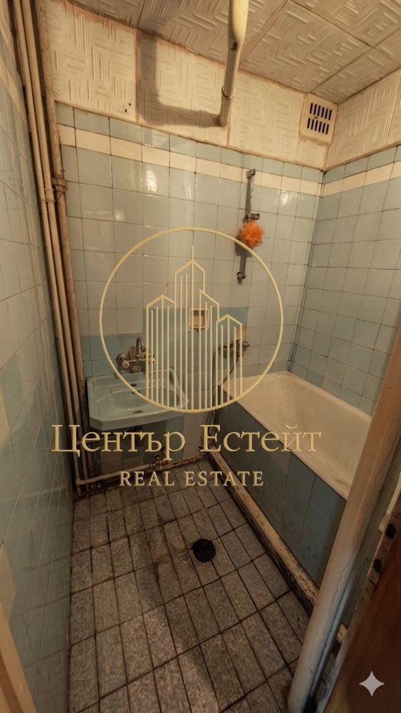 Продава 4-СТАЕН, гр. Плевен, 9-ти квартал, снимка 9 - Апартаменти - 54450995