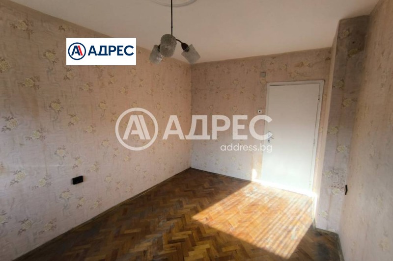 Продава МНОГОСТАЕН, гр. Разград, Център, снимка 5 - Апартаменти - 52633803