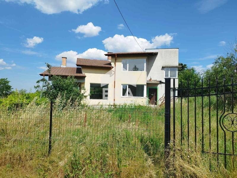 Продава КЪЩА, гр. Хасково, в.з. Хасково