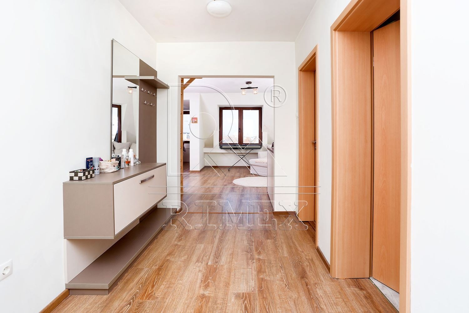 Продава 3-СТАЕН, гр. Пловдив, Център, снимка 6 - Апартаменти - 54030596