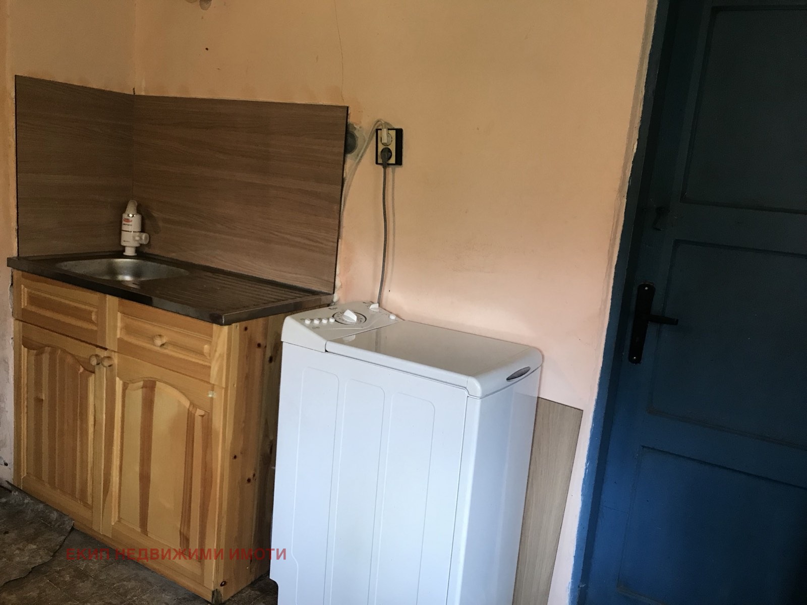 Продава КЪЩА, с. Драгана, област Ловеч, снимка 10 - Къщи - 55055191