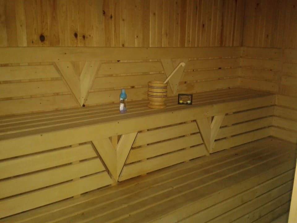 Продава ХОТЕЛ, гр. Чепеларе, област Смолян, снимка 6 - Хотели - 53737806