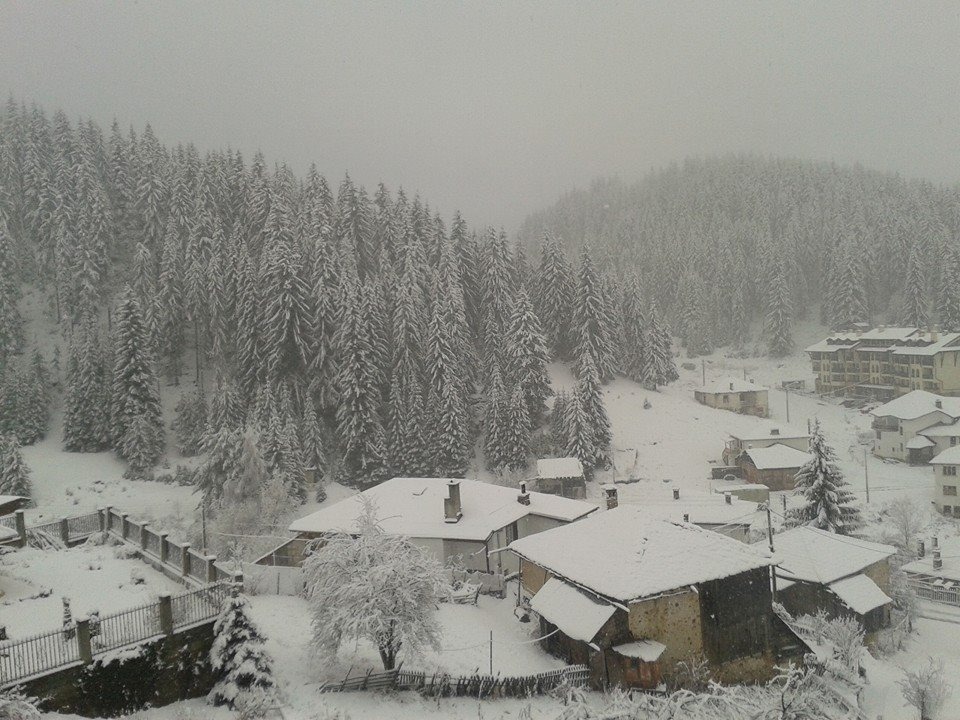 Продава ХОТЕЛ, гр. Чепеларе, област Смолян, снимка 5 - Хотели - 53737806