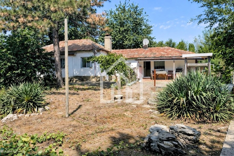 Продава КЪЩА в област Добрич, с. Крапец - 100 кв.м / 129 900 € » 254 062.32 лв., МЕТРОДОМ