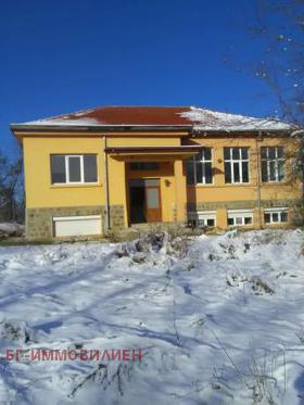 Продажба на имоти в с. Кирово, област Бургас - изображение 1 