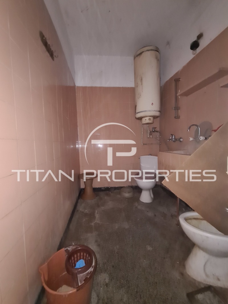 For Sale  1 bedroom Plovdiv , Izgrev , 65 sq.m | 21223462 - image [6]