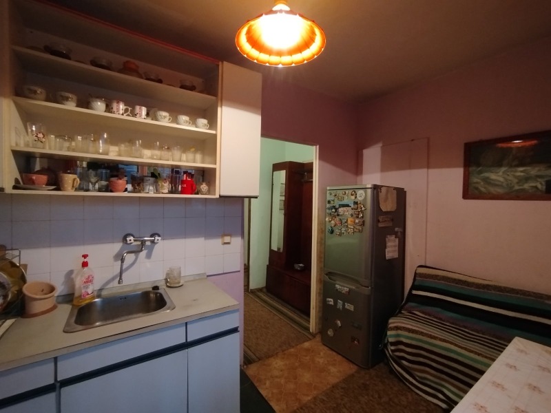 Продава 4-СТАЕН, гр. Русе, Възраждане, снимка 9 - Апартаменти - 52858232