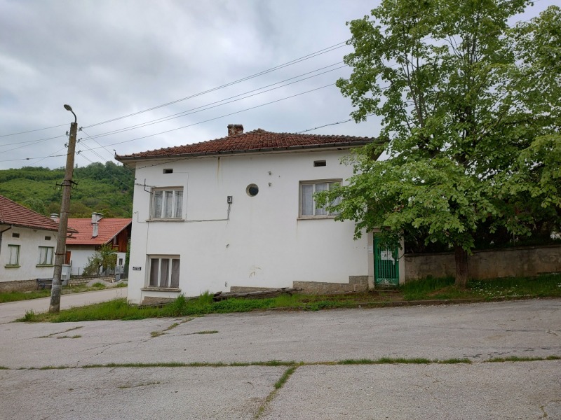 Til salg  Hus region Lovech , Malka Zhelyazna , 100 kvm | 16978688