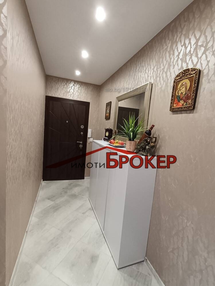Продается  1 спальня Сливен , Център , 60 кв.м | 14725808