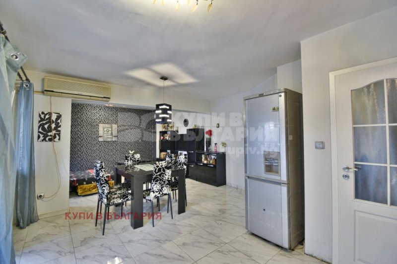 In vendita  2 camere da letto Varna , Liatno kino Trakiia , 118 mq | 12227302 - Immagine [3]