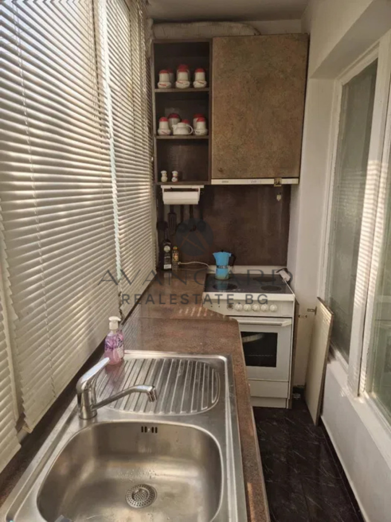 Zu verkaufen  2 Schlafzimmer Plowdiw , Izgrew , 66 qm | 84363398 - Bild [2]