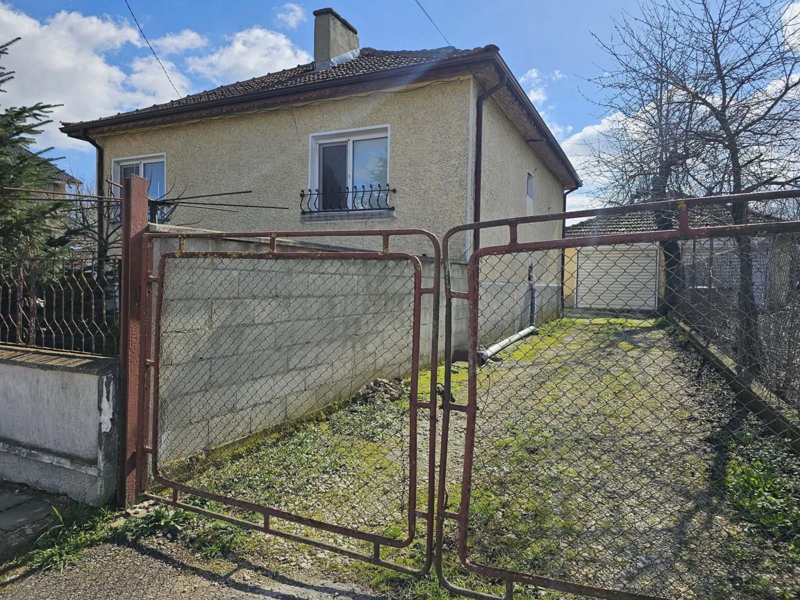 Продава КЪЩА, гр. Долни чифлик, област Варна, снимка 2 - Къщи - 53678126