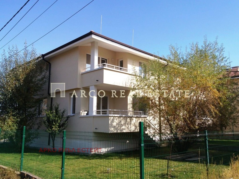 Продава КЪЩА в град София, Манастирски ливади - 254 кв.м / 635 000 € » 1 241 952.05 лв., АРКО РИЪЛ ЕСТЕЙТ