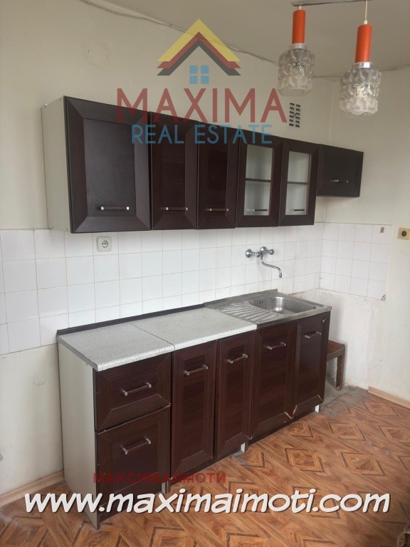 Till salu  1 sovrum Plovdiv , Kjutjuk Parij , 64 kvm | 10086067