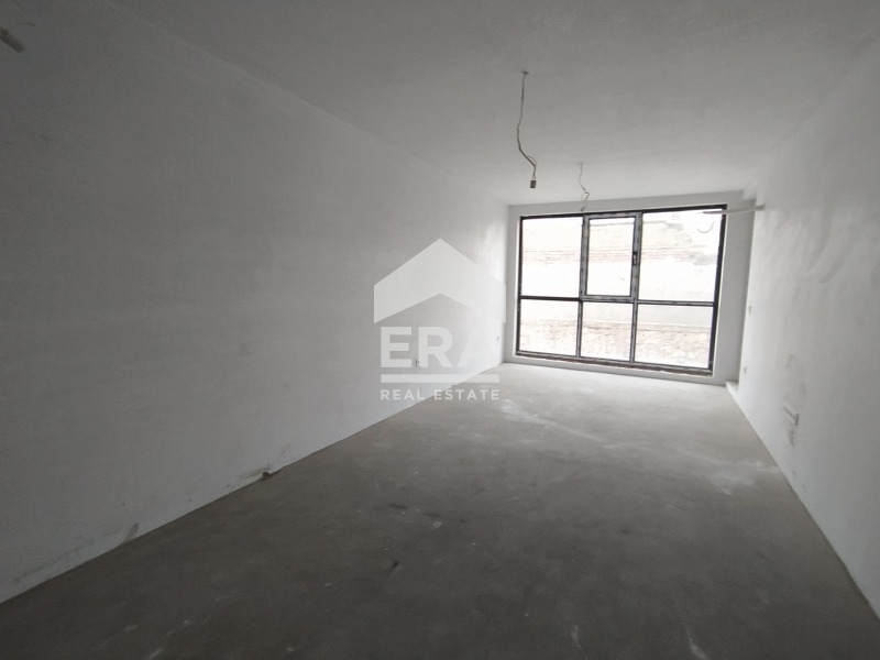Продава 2-СТАЕН, гр. Варна, Център, снимка 8 - Апартаменти - 54261479