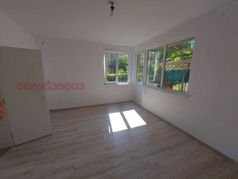 Продава КЪЩА, гр. Горна Оряховица, област Велико Търново, снимка 2 - Къщи - 52903105