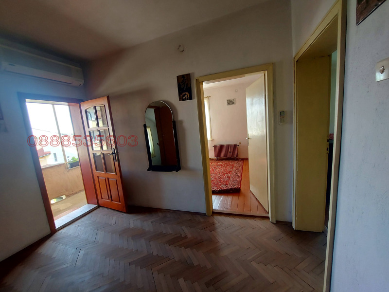 Продава КЪЩА, гр. Горна Оряховица, област Велико Търново, снимка 9 - Къщи - 52903105