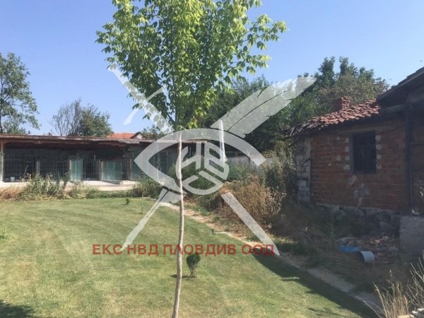 Продава КЪЩА, с. Брягово, област Пловдив, снимка 2 - Къщи - 54433452