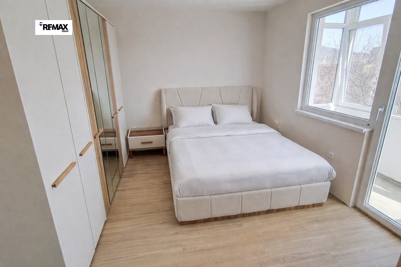 Продава 3-СТАЕН, гр. Варна, Базар Левски, снимка 2 - Апартаменти - 53850177