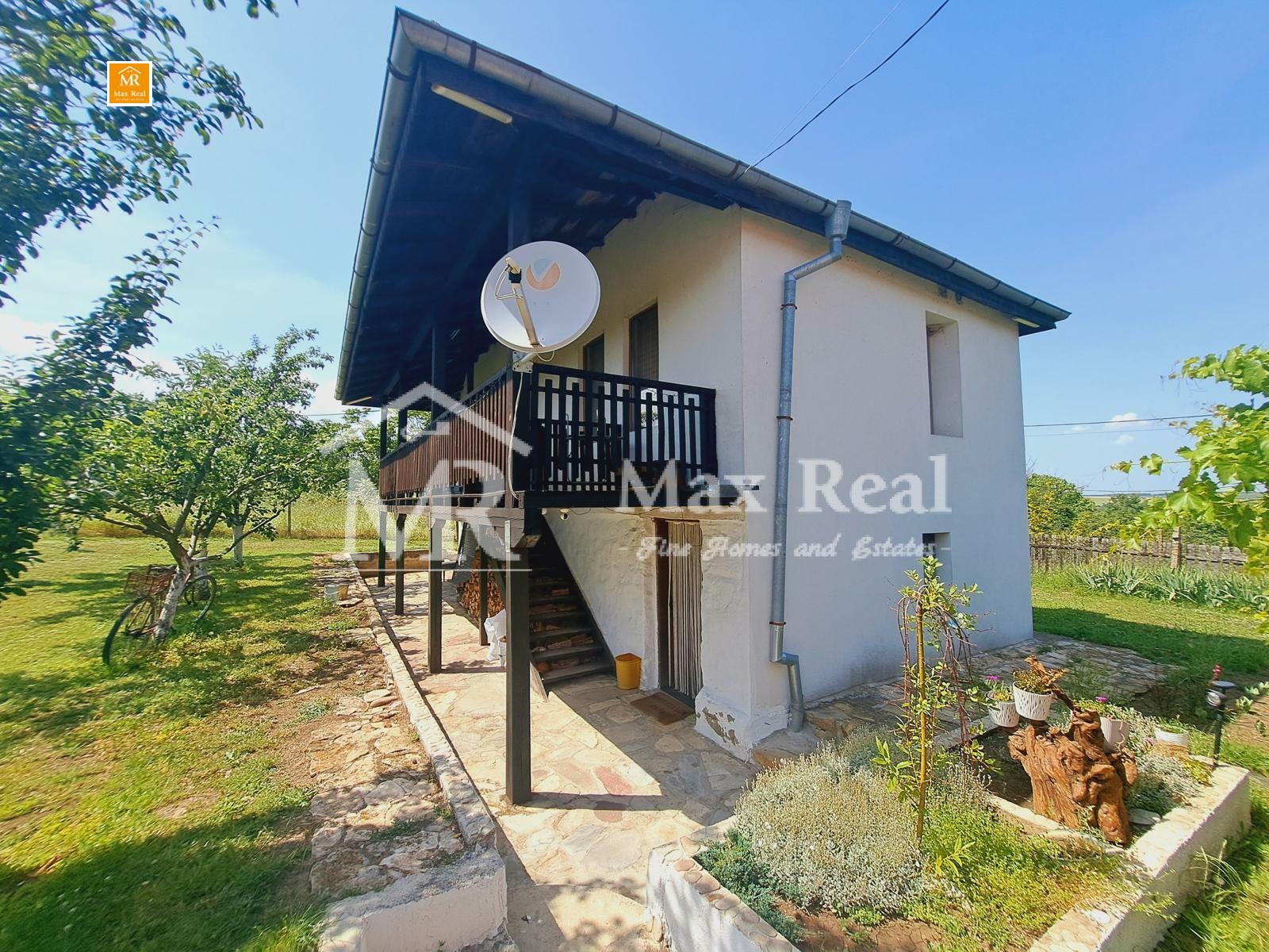 Продава КЪЩА, с. Зорница, област Бургас