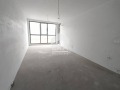 Продава 2-СТАЕН, град Варна, Център • 180000 € / 352049.40 лв. • 32445425 6