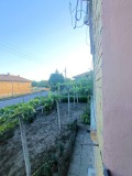 Продава КЪЩА, област Варна, с. Червенци • 25000 € / 48895.75 лв. • 83489957 3