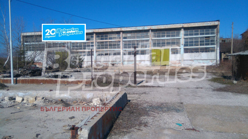 Продава ПРОМ. ПОМЕЩЕНИЕ в област София, гр. Костенец - 2850 кв.м / 556 900 € » 1 089 201.73 лв., БЪЛГЕРИАН ПРОПЕРТИС