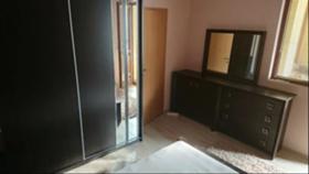 1 quarto Vazrajdane 1, Varna 2
