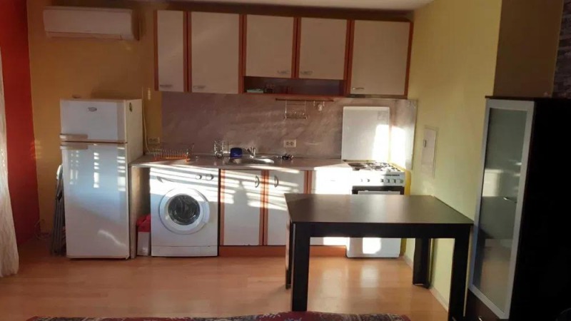 Продава 1-СТАЕН, град София, Овча купел 1 • 110000 € / 215141.30 лв. • 25736428 1