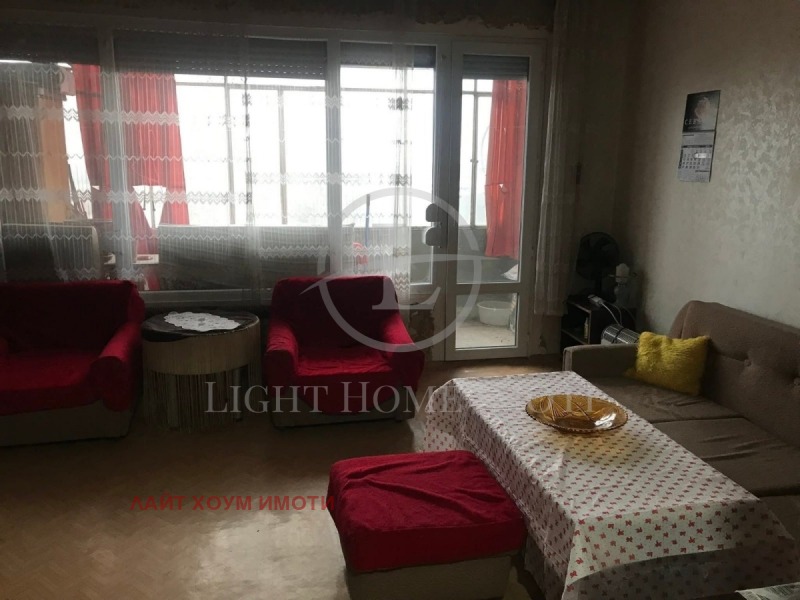 De vânzare  1 dormitor Plovdiv , Izgrev , 64 mp | 34208735
