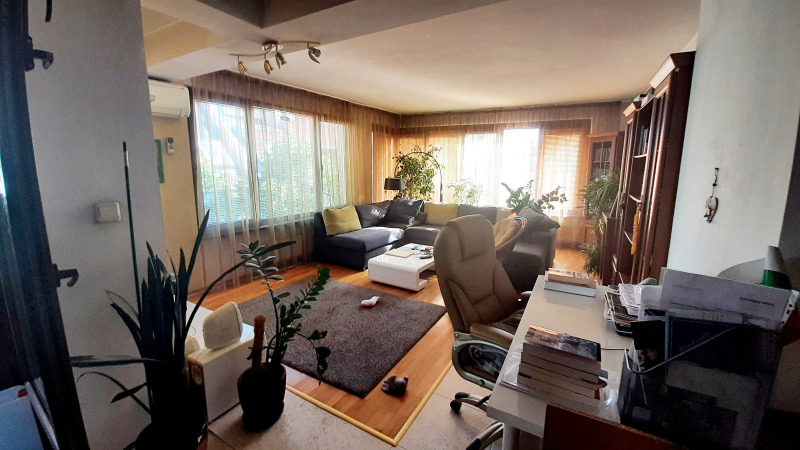 Na sprzedaż  3+ sypialni Sofia , Belite brezi , 165 mkw | 85385167 - obraz [4]