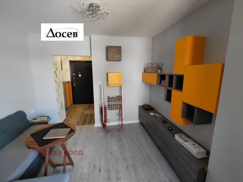Продава 2-СТАЕН в град Стара Загора, Зора - 40 кв.м / 63 000 € » 123 217.29 лв., ДОСЕВ ЕООД