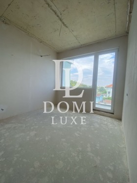 1 dormitorio k.k. Chayka, Varna
