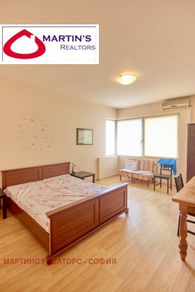 2 Schlafzimmer Zentar, Sofia 7