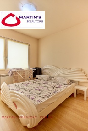 2 Schlafzimmer Zentar, Sofia 5