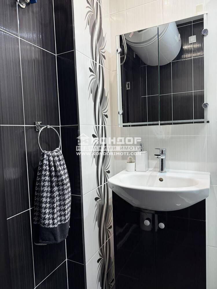 Продава 2-СТАЕН, гр. Пловдив, Кючук Париж, снимка 7 - Апартаменти - 54676090