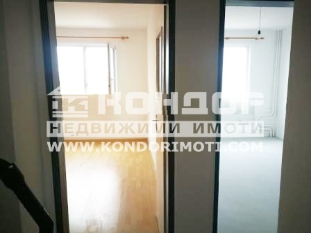 À venda  2 quartos Plovdiv , Trakiia , 120 m² | 73061334 - imagem [2]