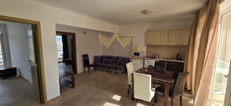 À venda  2 quartos região Burgas , k.k. Slantchev briag , 118 m² | 29476706