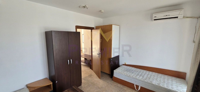 À venda  2 quartos região Burgas , k.k. Slantchev briag , 118 m² | 29476706 - imagem [3]