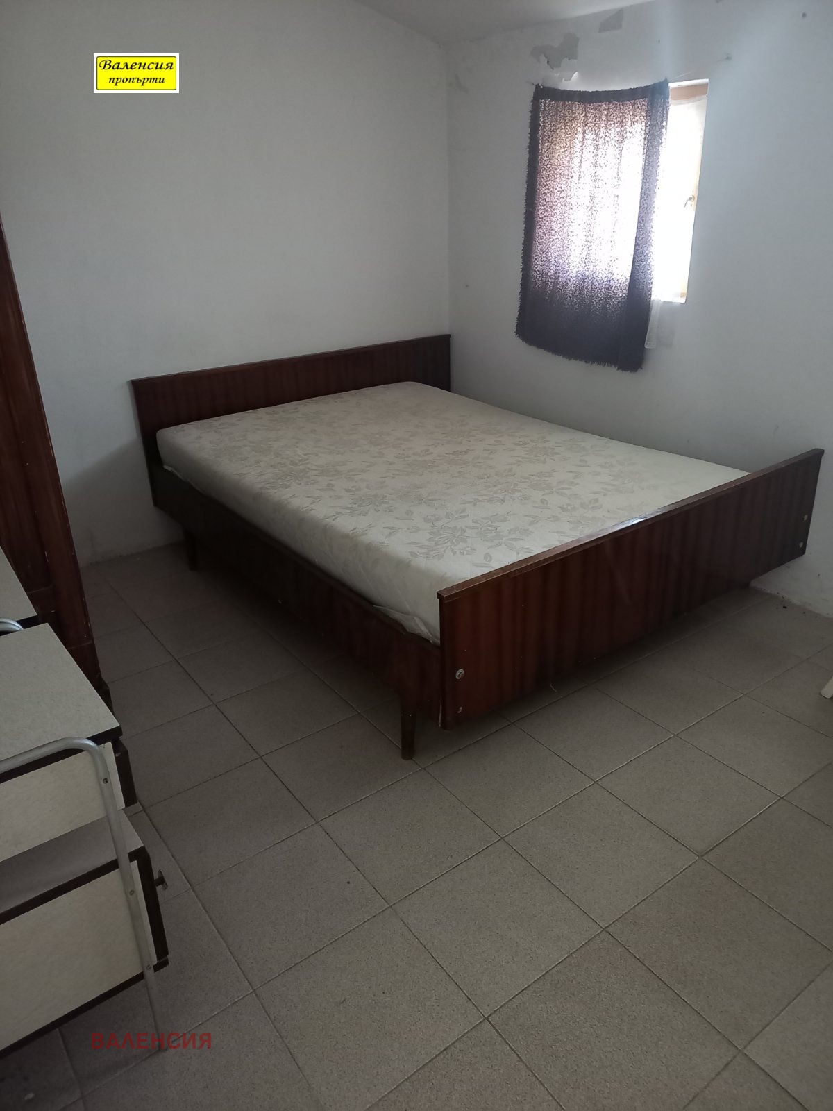 Продава АТЕЛИЕ, ТАВАН, гр. Враца, Дъбника, снимка 2 - Апартаменти - 55030978