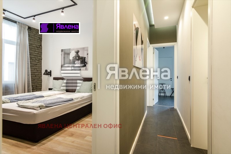 Продава МНОГОСТАЕН, гр. София, Център, снимка 6 - Aпартаменти - 48685002