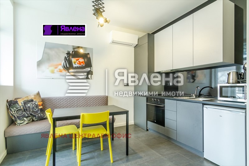 Продава МНОГОСТАЕН, гр. София, Център, снимка 4 - Aпартаменти - 48685002