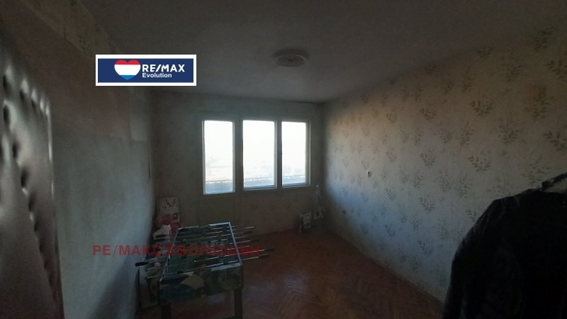 Продава МНОГОСТАЕН, гр. Разград, Варош, снимка 5 - Апартаменти - 52815200