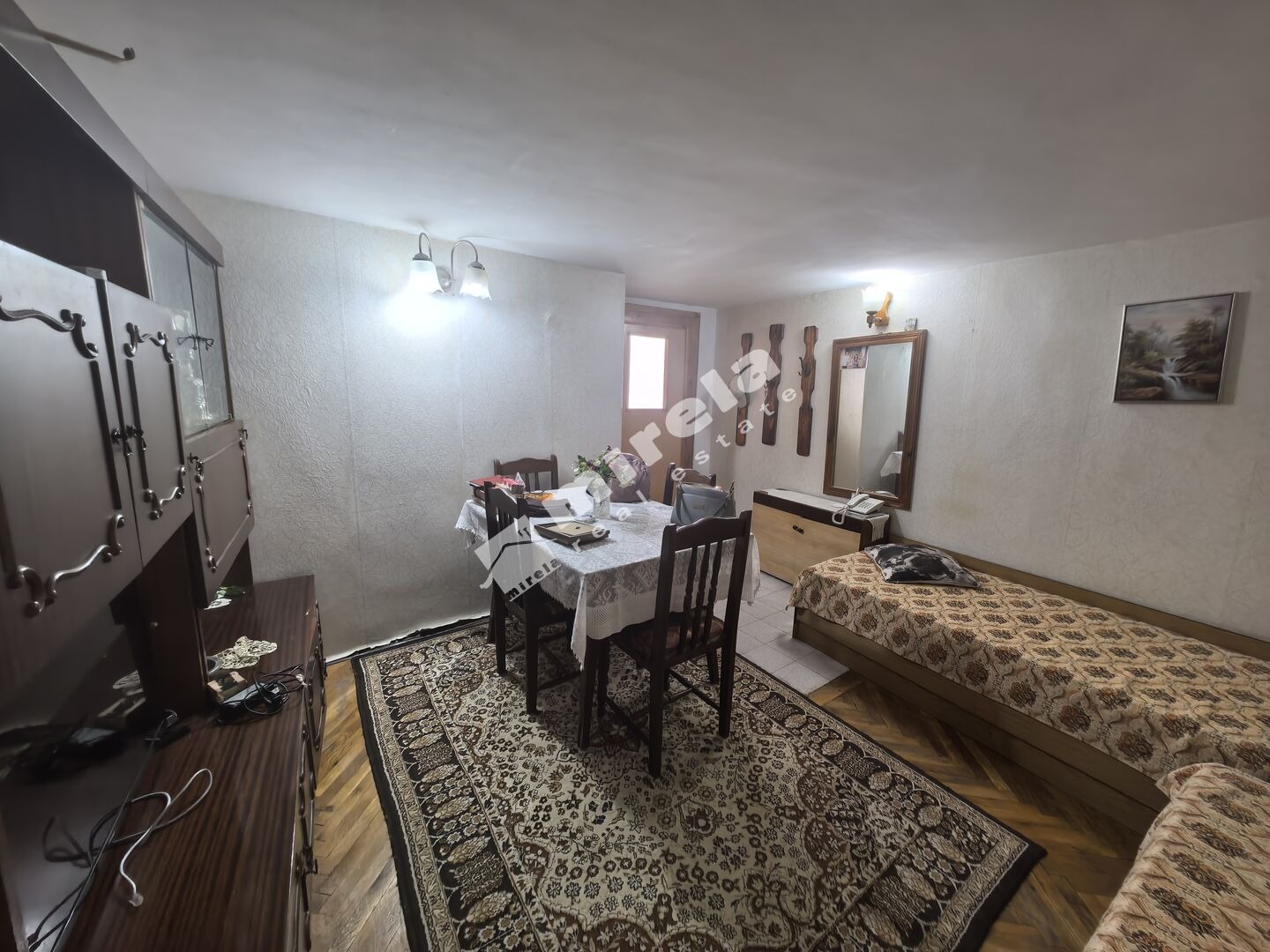 Продава 1-СТАЕН, гр. Ямбол, Център, снимка 2 - Апартаменти - 54146793