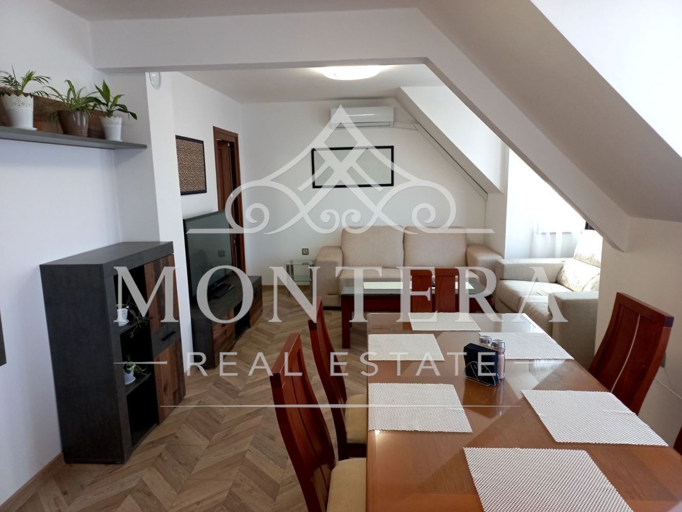 Продава 3-СТАЕН, гр. Варна, Лятно кино Тракия, снимка 5 - Апартаменти - 52361158