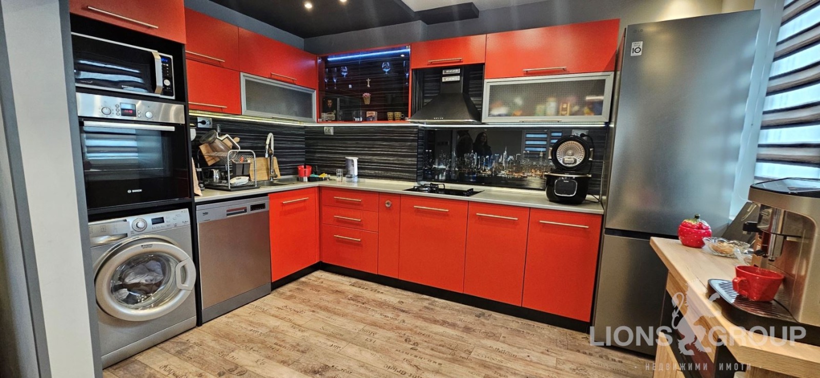 Продава ЕТАЖ ОТ КЪЩА, гр. Варна, Аспарухово, снимка 2 - Етаж от къща - 53619799