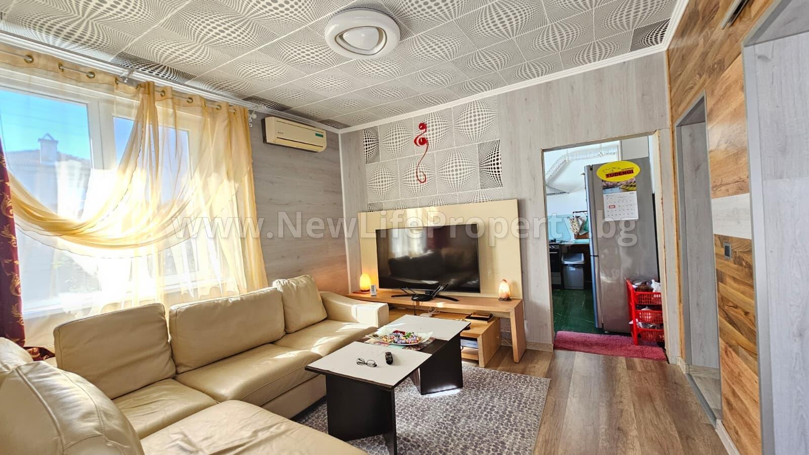 Продава КЪЩА, с. Дюлево, област Бургас, снимка 2 - Къщи - 53813241