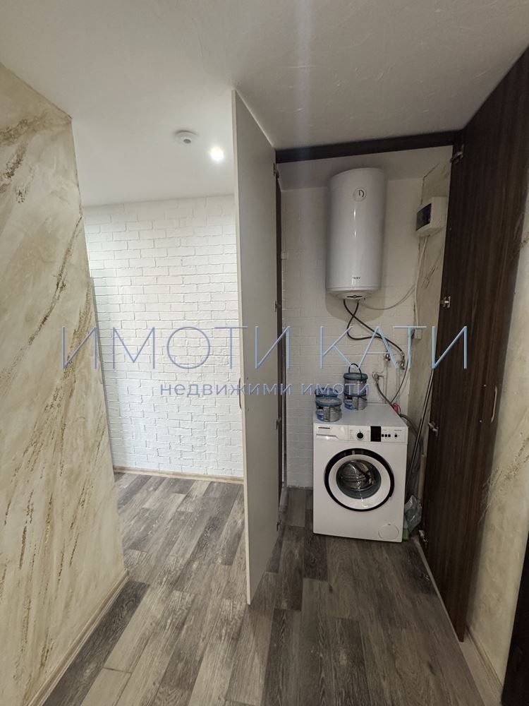 Zu verkaufen  1 Schlafzimmer Pernik , Moschino , 46 qm | 69000464 - Bild [6]